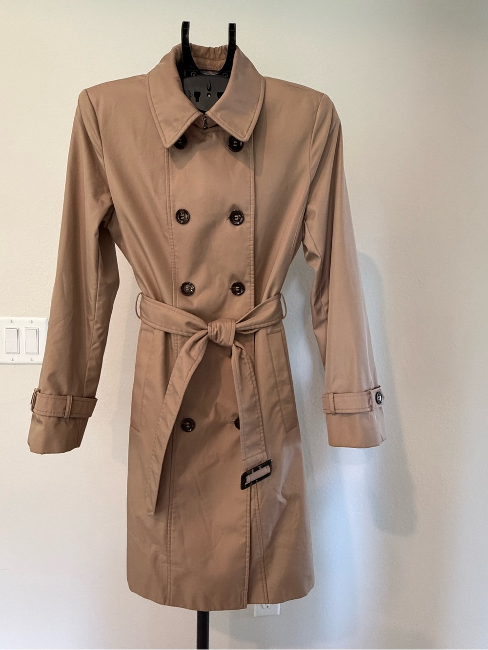 Calvin Klein Women’s Tan Double Breasted Belted Trench Coat Size Medium